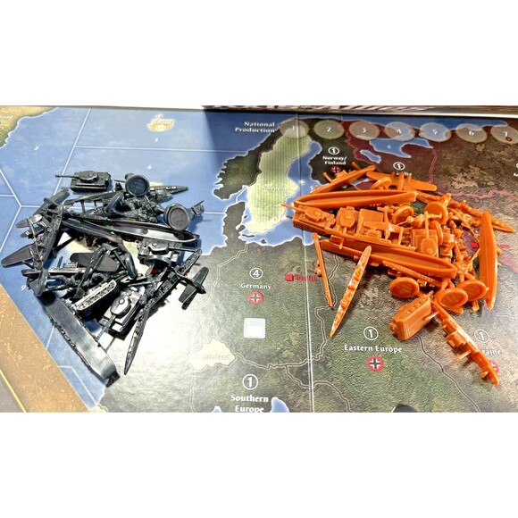 Axis & Allies 1941: The World Is At War WWII Strategy Board Game Avalon Hill - Picture 9 of 16